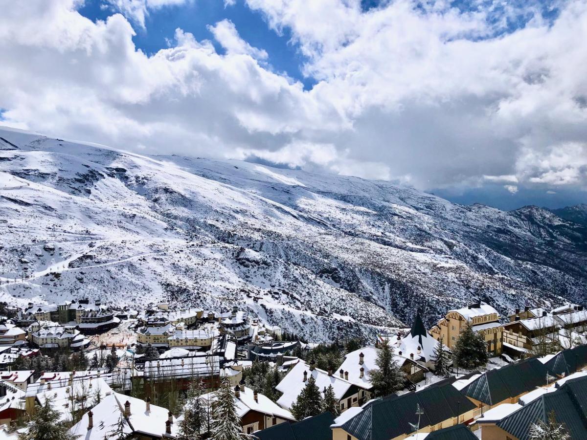 Moderno Estudio En Sierra Nevada โมนาชิล ภายนอก รูปภาพ